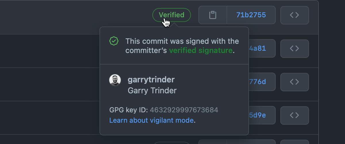 Example of a verified commit in GitHub displaying the verified user name and key details